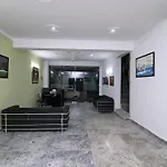 Hotel O Pearl Residency